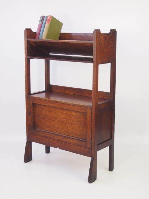 fig 1. Edwardian Arts & Crafts Oak Book Trough
