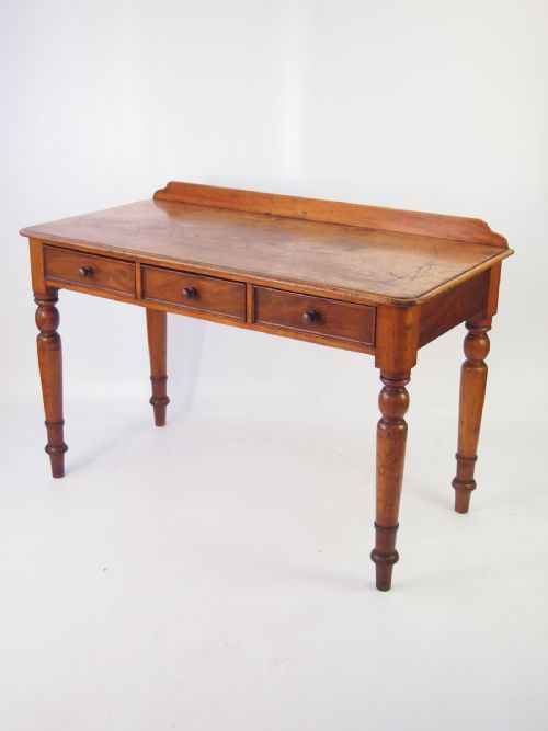 Victorian Mahogany Desk