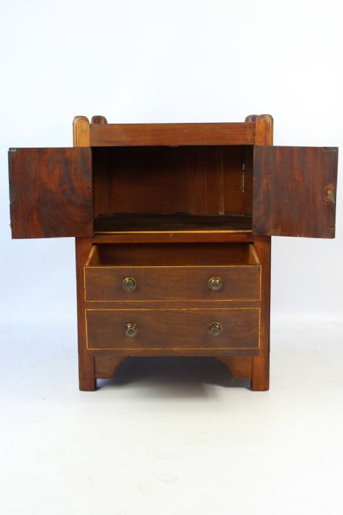fig 1. Georgian Mahogany Side Cabinet