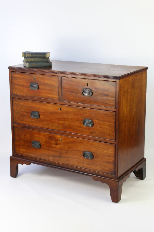 fig 1. Georgian Mahogany Chest of Drawers