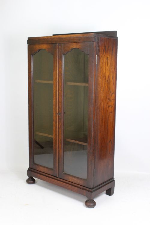 fig 1. Small Oak Bookcase