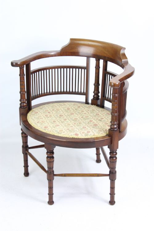 fig 1.  Arts & Crafts Tub Chair by Wylie & Lochhead