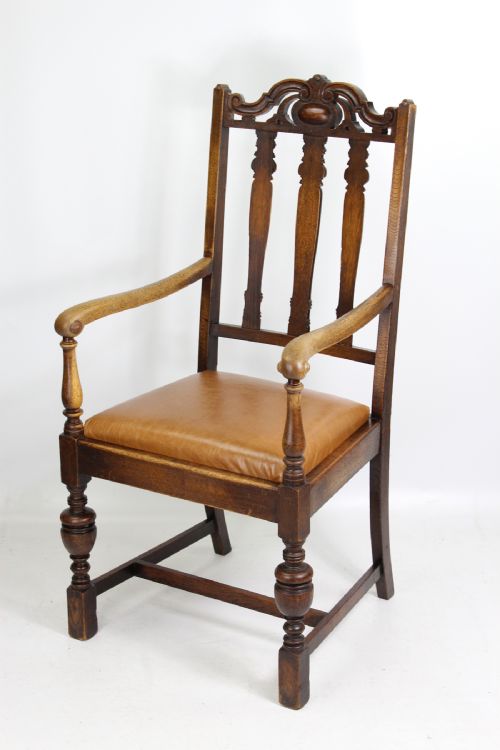 Edwardian Oak Open Armchair / Desk Chair