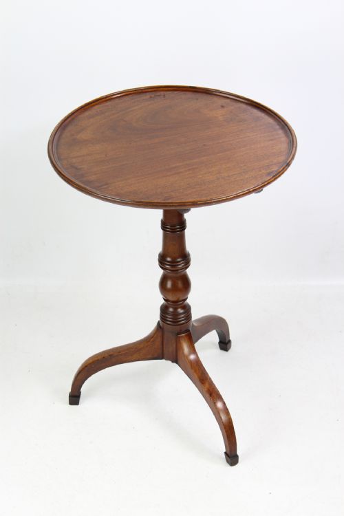 fig 1. Georgian Mahogany Tilt-Top Wine Table