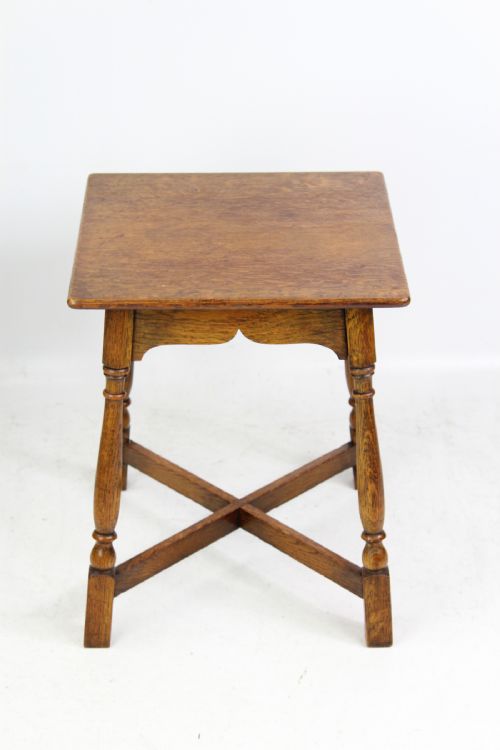 Small Arts & Crafts Oak Coffee Table