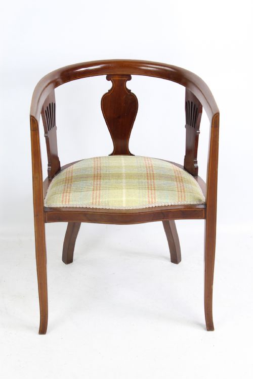 Edwardian Mahogany Inlaid Tub Chair