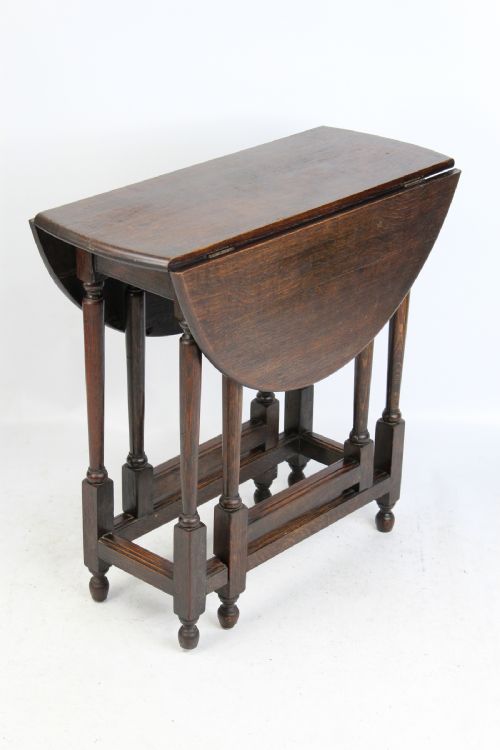 Small Edwardian Oak Drop Leaf Occasional Table
