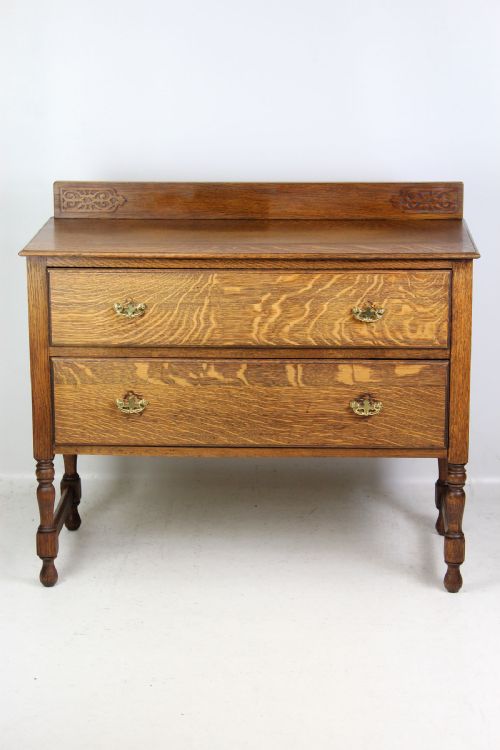 fig 1. Edwardian Oak Chest of Drawers