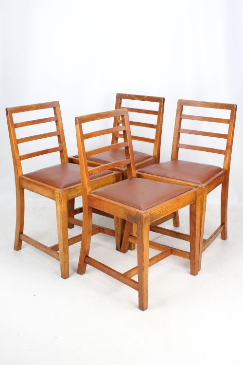 Set of 4 Oak Dining Chairs Manner of Heals