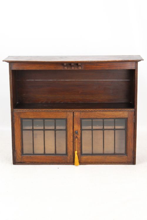Edwardian Arts & Crafts Oak Wall Cabinet Cupboard
