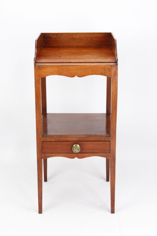 fig 1. Small Georgian Mahogany Bedside Table with Drawer