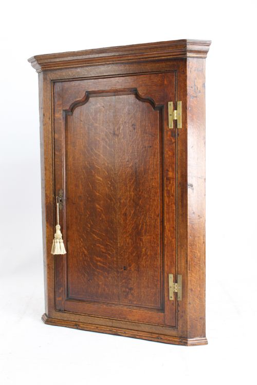 fig 1. Georgian Oak Hanging Corner Cupboard