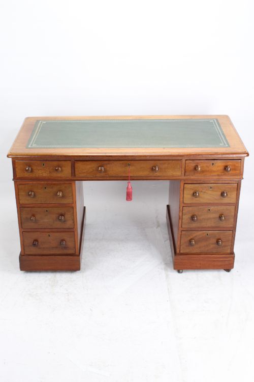 Victorian Mahogany Pedestal Desk
