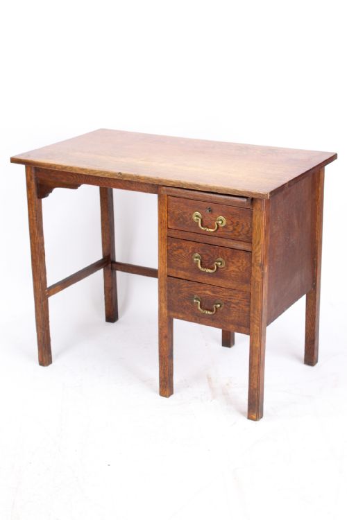 fig 1. Small Edwardian Oak Single Pedestal Desk