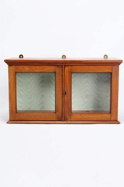 Small Victorian Mahogany Hanging Wall Cabinet