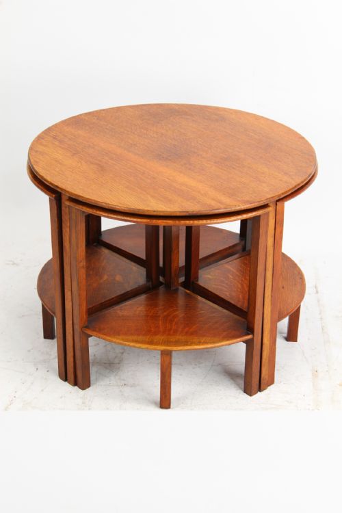 Quintetto Nest of 5 Art Deco Oak Tables