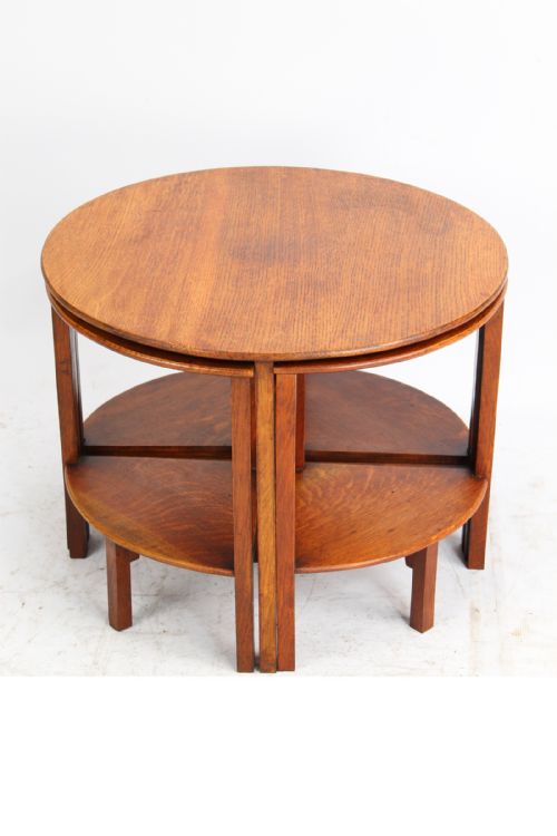 fig 1. Quintetto Nest of 5 Art Deco Oak Tables