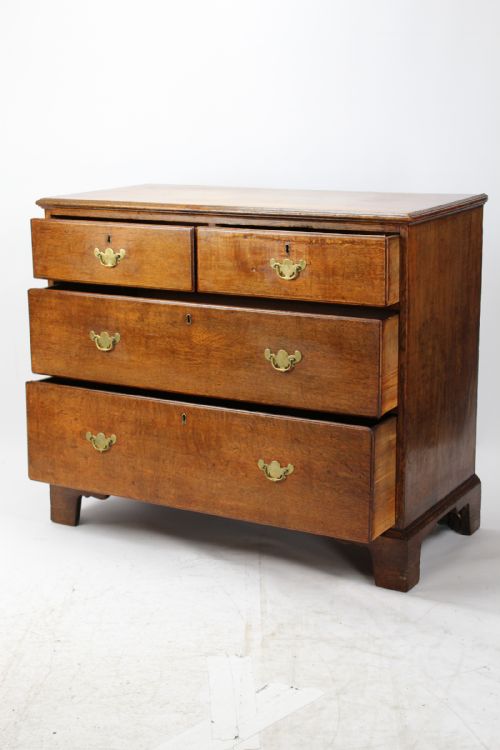 fig 1. Antique Georgian Oak Chest of Drawers