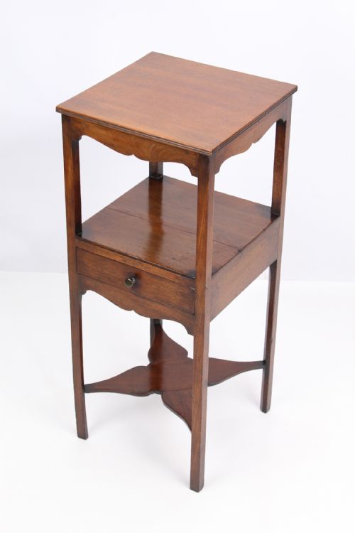 Georgian Mahogany Bedside Table with Drawer