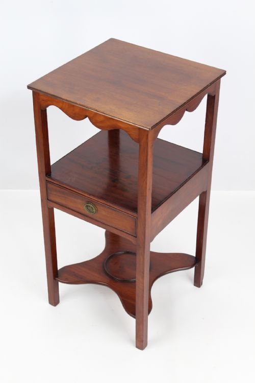 fig 1. Georgian Mahogany Bedside Table with Drawer