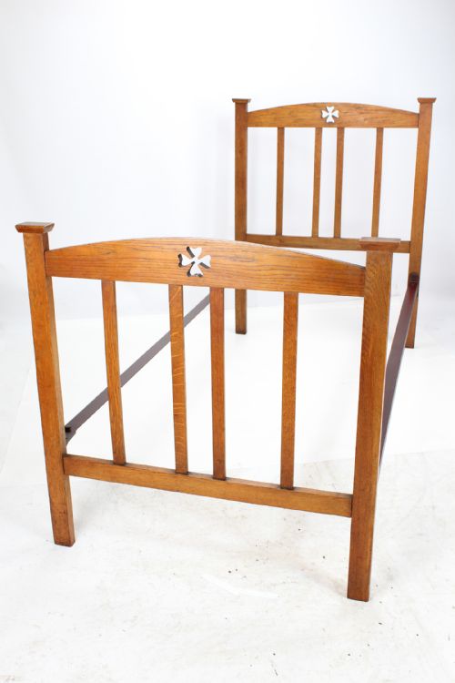 Edwardian Arts & Crafts Oak Single Bed