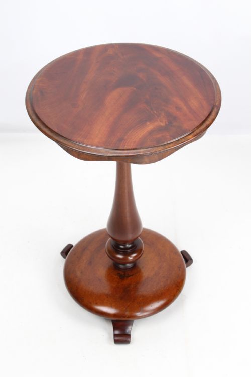 fig 1. William IV Mahogany Wine Table