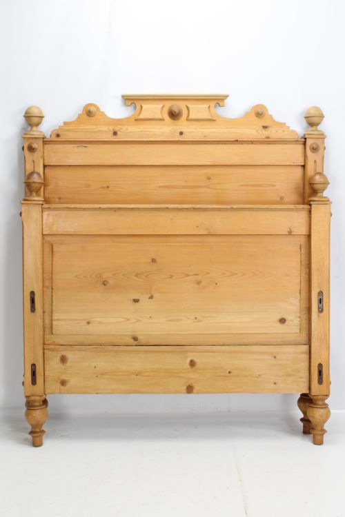 fig 1. Antique French Pine Sleigh Bed
