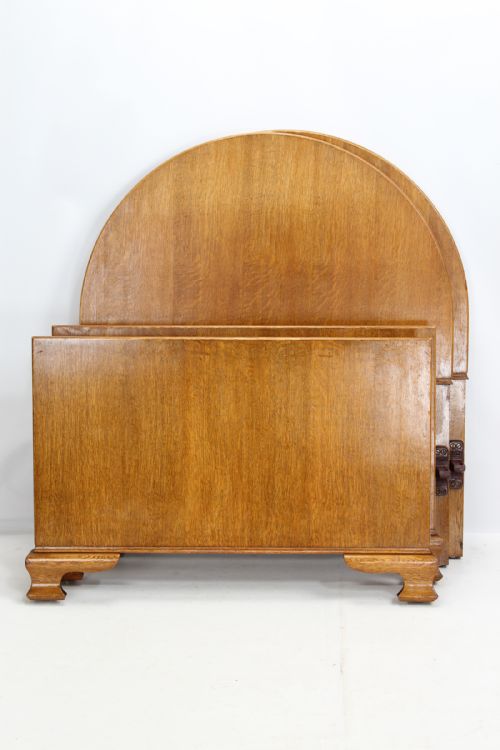fig 1. Pair of Art Deco Oak Single Beds