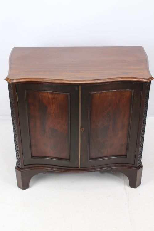 fig 1. Edwardian Mahogany Serpentine Cupboard