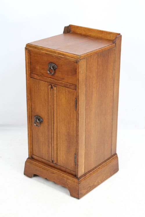 Oak Bedside Cabinet