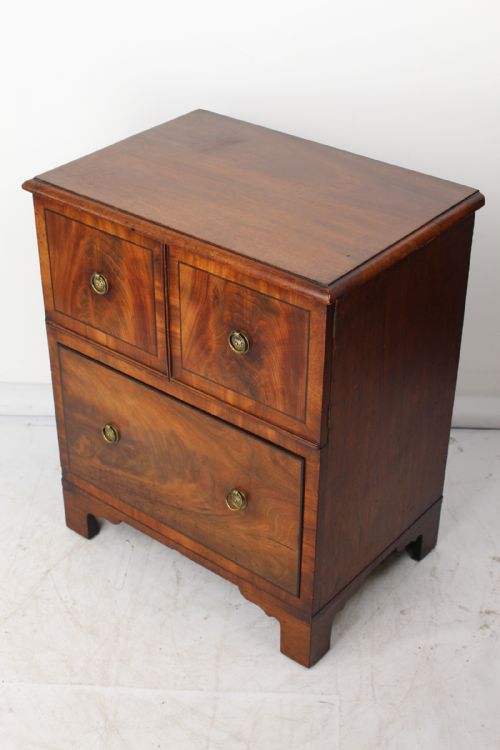 fig 1. Georgian Mahogany Side Cabinet with Drawer
