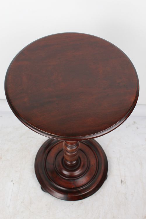 fig 1. Victorian Mahogany Wine Table