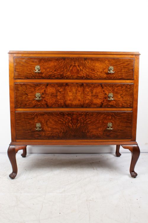 Art Deco Walnut Chest of Drawers