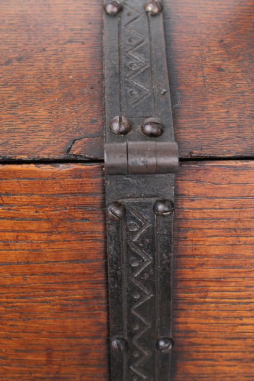VICTORIAN GOTHIC REVIVAL COAL SCUTTLE ATTRIBUTED TO CHRISTOPHER DRESSER - ADDITIONAL PHOTO 10