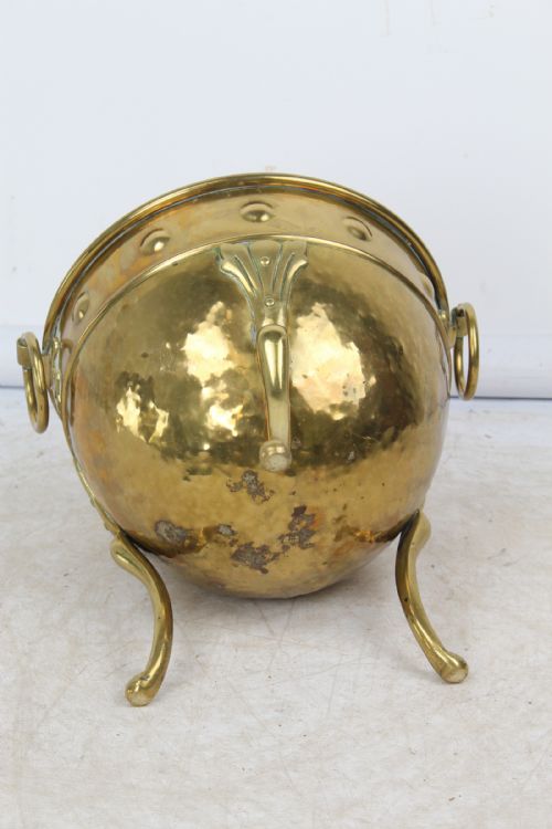 VICTORIAN ARTS CRAFTS BRASS JARDINIRE BY HENRY LOVERIDGE - ADDITIONAL PHOTO 2