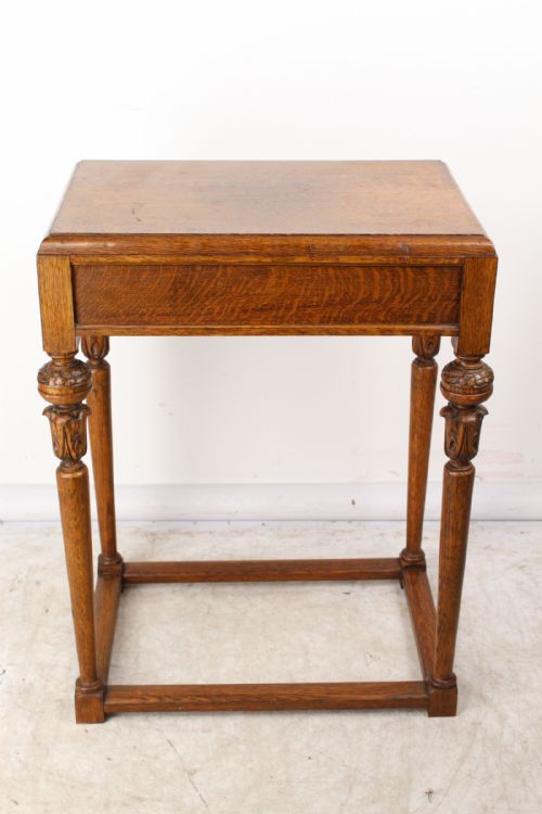 fig 1. Small Edwardian Oak Hall Table