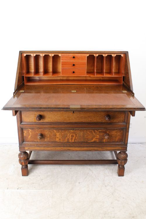 fig 1. Edwardian Oak Bureau Desk