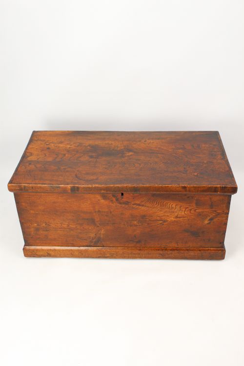 Antique Georgian Elm Blanket Chest