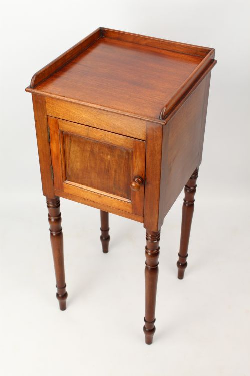 fig 1. Small Victorian Mahogany Bedside Cupboard