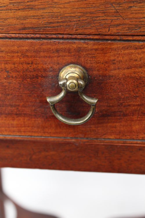 GEORGIAN MAHOGANY BEDSIDE TABLE - ADDITIONAL PHOTO 5