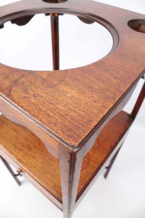 GEORGIAN MAHOGANY BEDSIDE TABLE - ADDITIONAL PHOTO 11