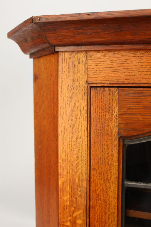 VICTORIAN ARTS CRAFTS OAK CORNER CUPBOARD - ADDITIONAL PHOTO 7
