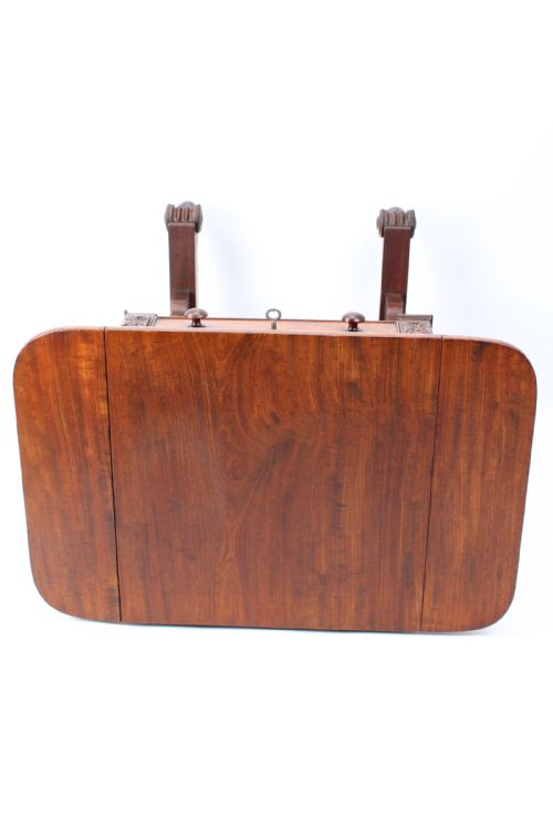 SMALL REGENCY MAHOGANY LAMP TABLE - ADDITIONAL PHOTO 6