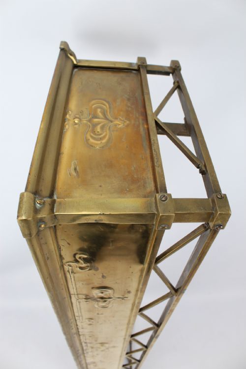 LARGE VICTORIAN BRASS ARTS CRAFTS FIRE FENDER 4FT3 - ADDITIONAL PHOTO 12