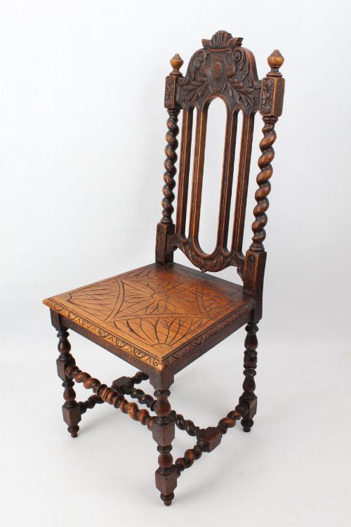 SET 4 VICTORIAN GOTHIC REVIVAL OAK CHAIRS - ADDITIONAL PHOTO 3
