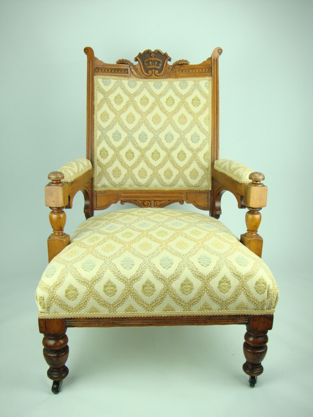 Antique Edwardian Walnut Gentlemans Armchair