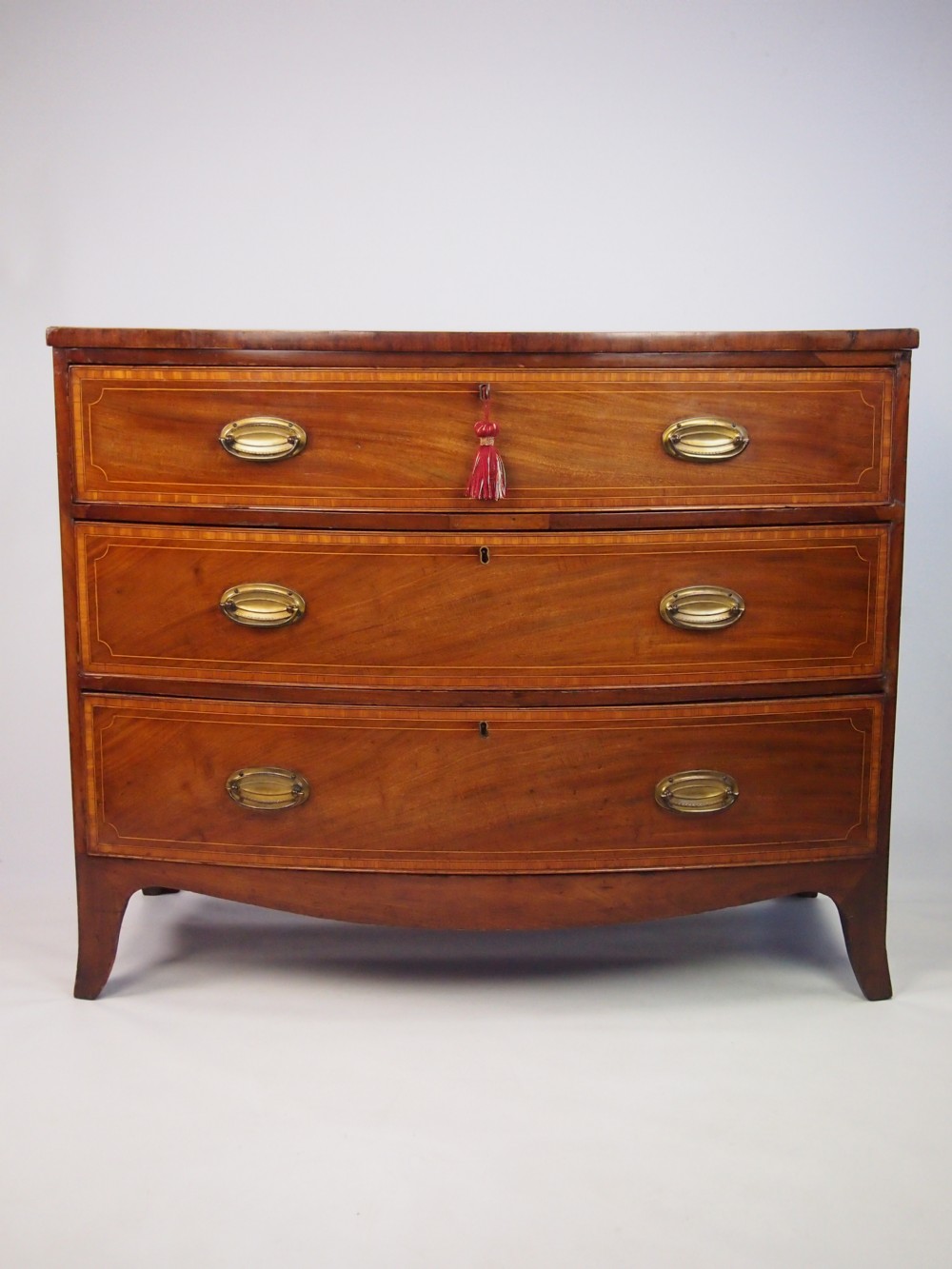Small Antique George III / Regency Bow Front Chest Drawers