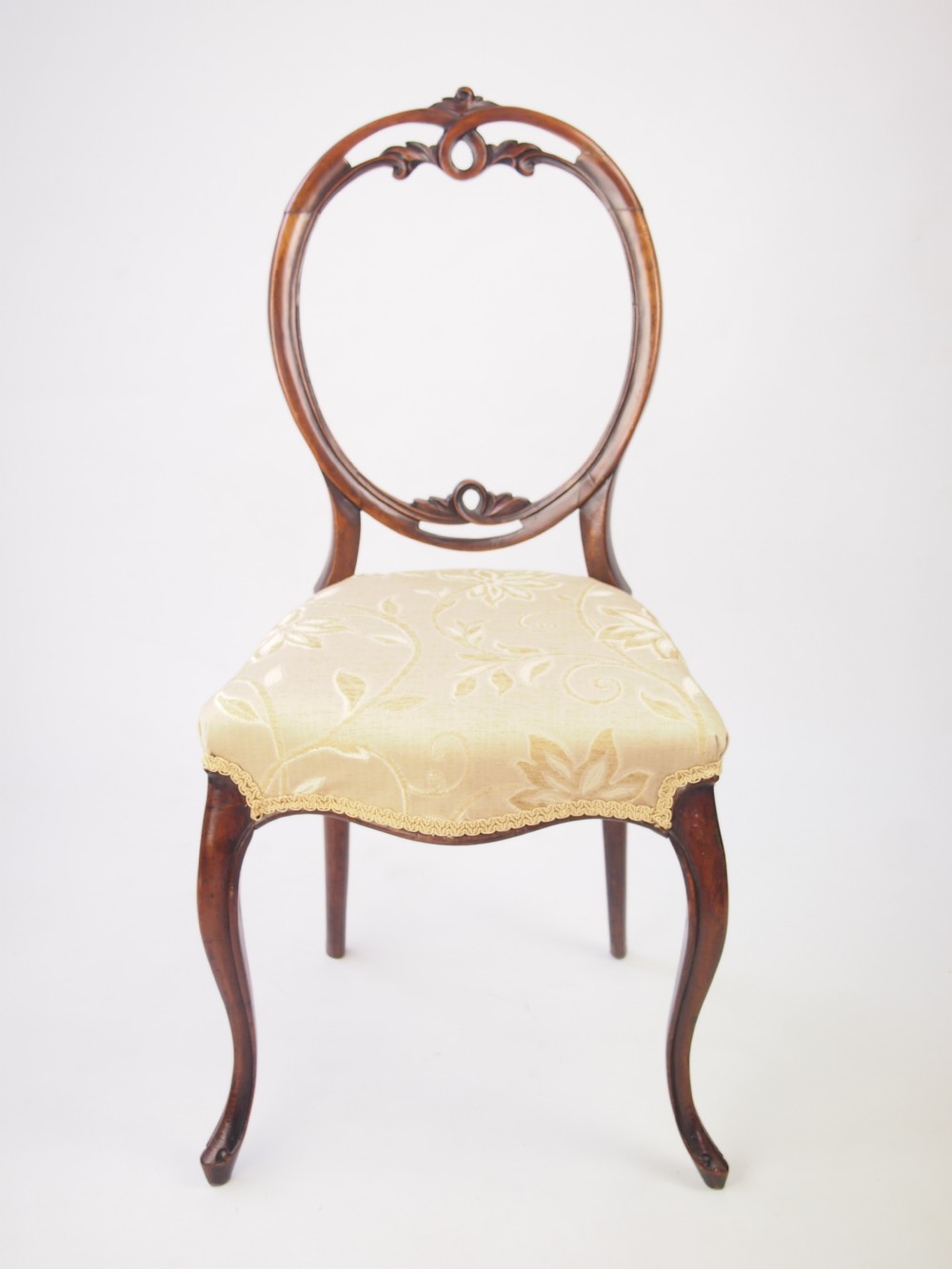 Antique Victorian Walnut Balloon Back Chair