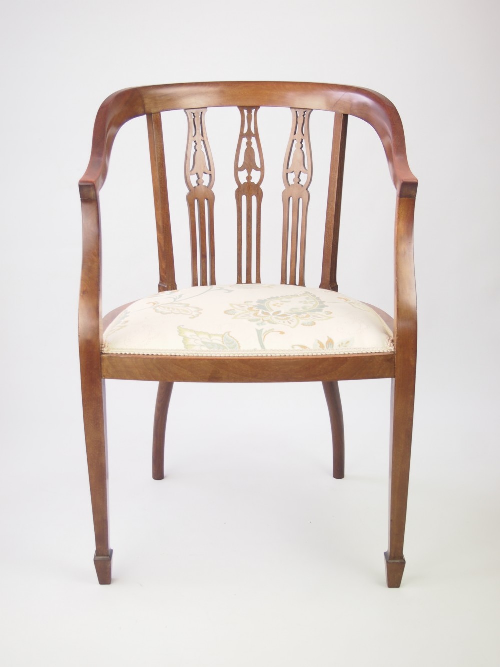 Antique Edwardian Mahogany Tub Chair