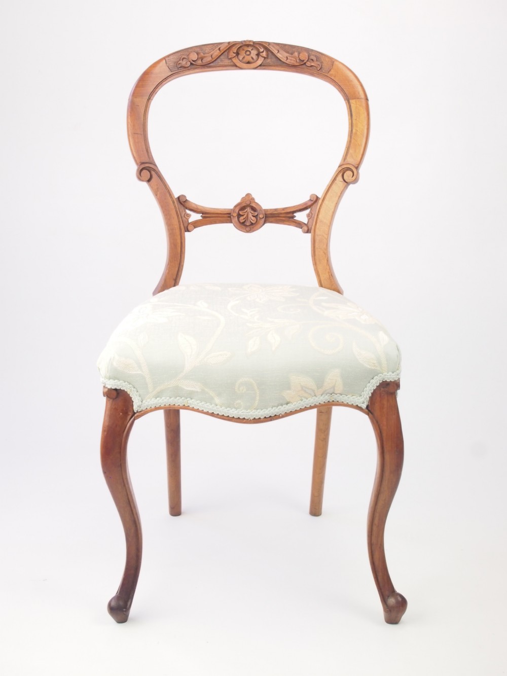 Antique Victorian Walnut Balloon Back Chair